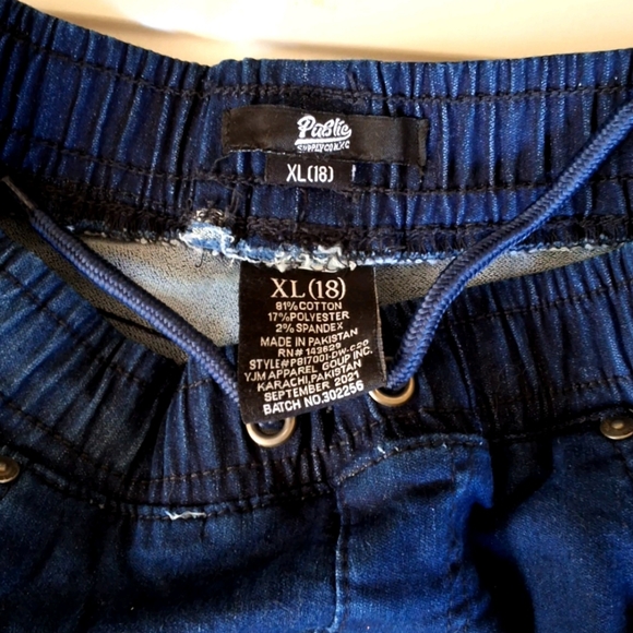 Jean shorts - Picture 4 of 5